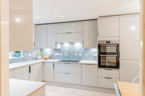 Finch Close, Faversham, ME13