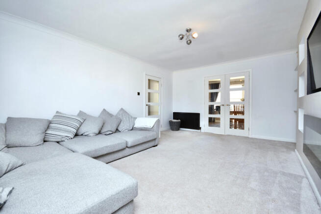 73 Station Road, Mauchline, KA5 5EU photo 4