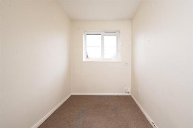 De Havilland Way, Abbots Langley, Hertfordshire photo 4