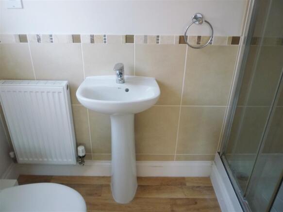 En-suite Bathroom