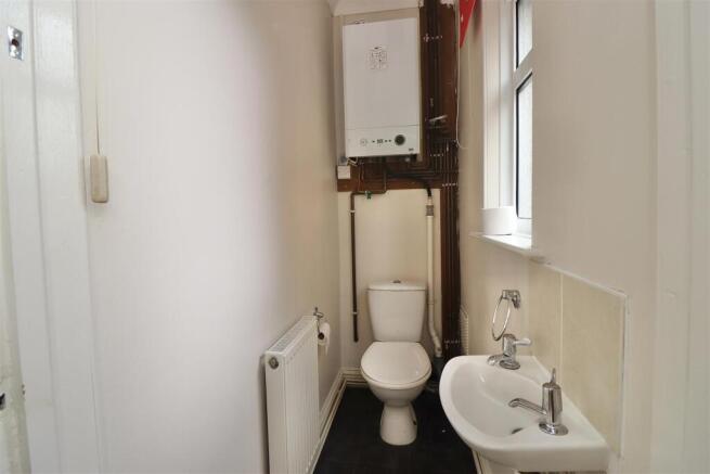 3 bed Semi-Detached for sale Image 8