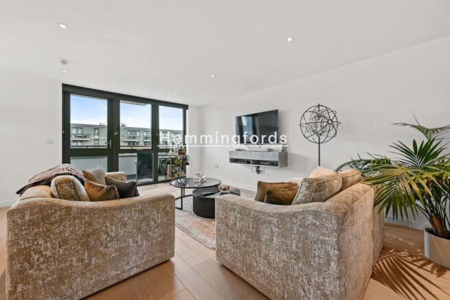 07-0f08GCHEMS- Flat 31 3 Ann St - Recpetion -Origi