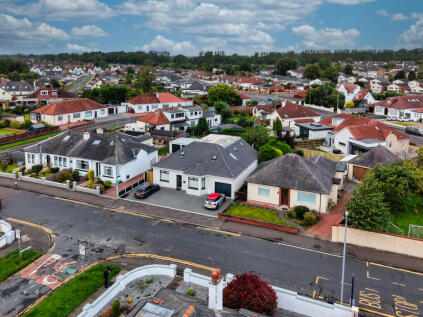 Holmes Road, Kilmarnock, KA1 1TL