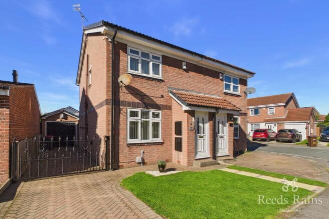 2-bed semi-detached on Hunters Green, Dinnington, Sheffield, South Yorkshire, S25, £180,000