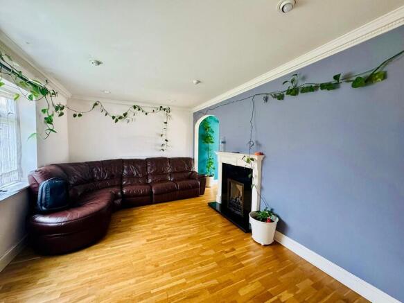 293 Prestwick Roa...