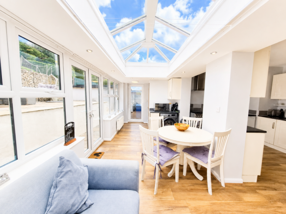 3 bed Detached Bungalow for sale Image 10
