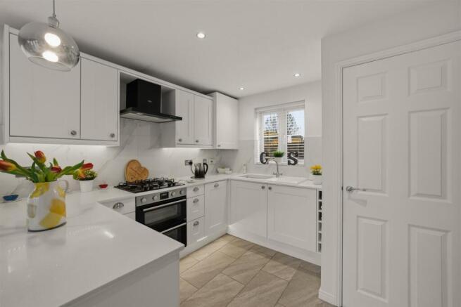 65 Blaen Bran Close-17.jpg