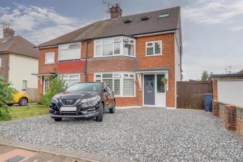 Lindum Road, Worthing, BN13