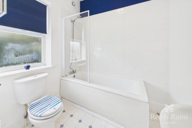 2 bed Terraced to rent Image 9