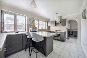18, Farndon Avenue, Marston Green, Birmingham B37 7XN