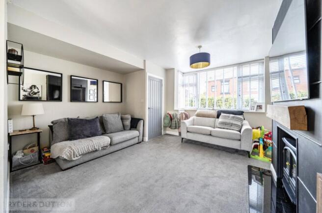3 bed Semi-Detached for sale Image 6