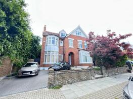 Flat 5, 1, Holmbush Road, London SW15 3LE