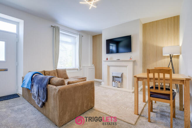 2 bed Terraced for sale Image 2