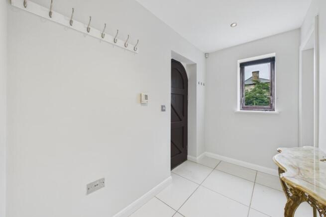 3 bed Detached for sale Image 10