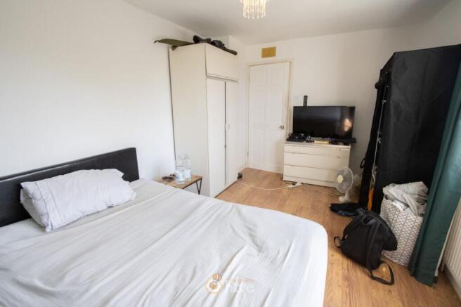 2 bed Terraced for sale Image 9