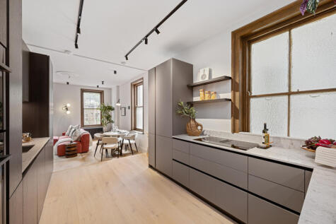 Southampton Row, London, WC1B