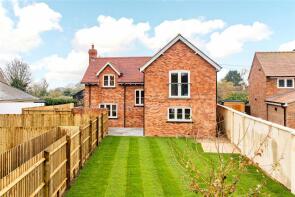 Blake House, School End, Great Horwood MK17 0RG