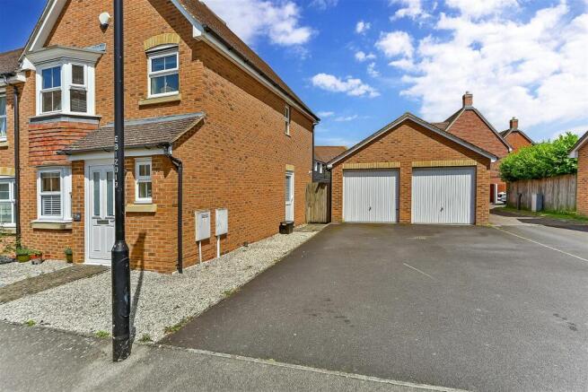 Driveway/Parking