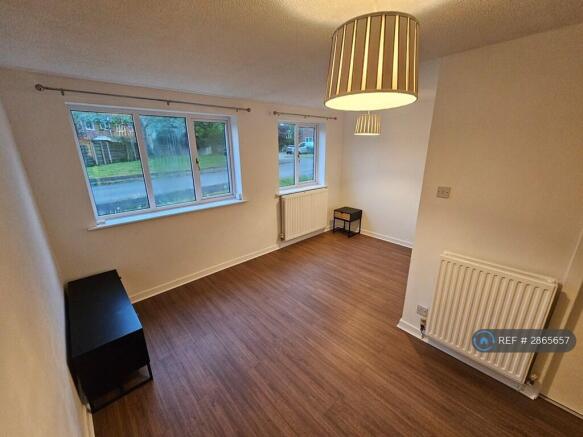Main Living Space (Living Room/Diner/Bedroom)