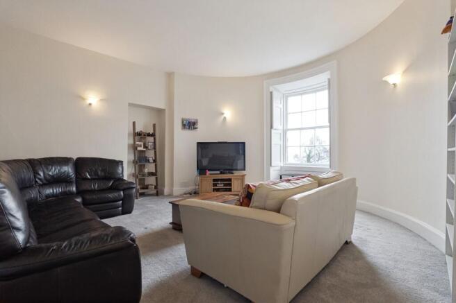 Clynder, Stroul Lodge, G84 photo 4
