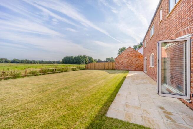 Plot 9, The Parklands (Sudbrooke)-7