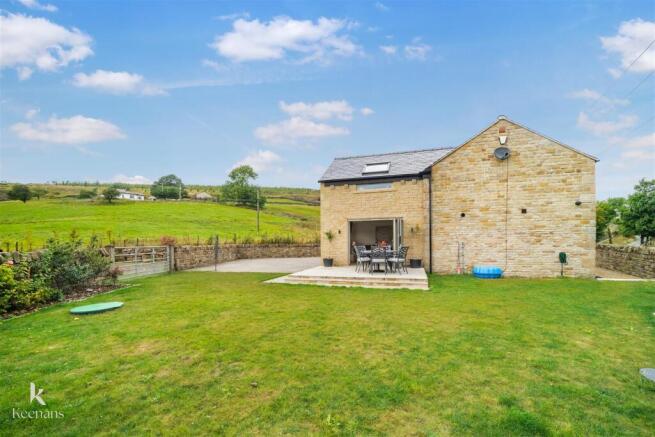 2 bed House for sale Image 7