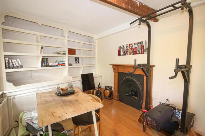 Living room1.jpg