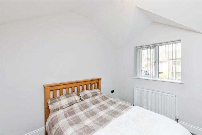 3 bed Detached for sale Image 9