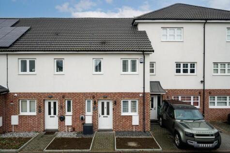 Savoy Close, Hemel Hempstead, Hertfordshire, HP2 4DL