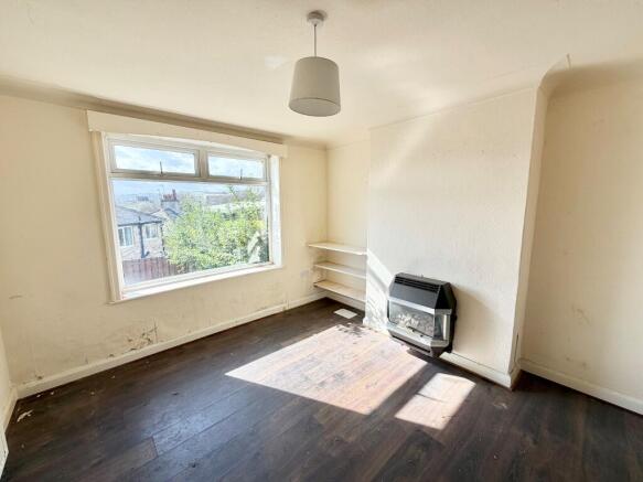 Willow Crescent, Sowerby Bridge, HX6 2ST photo 4