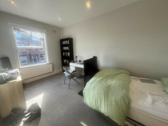 7 bed Terraced to rent Image 11