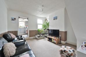 28, Fearnley Street, Watford WD18 0RD