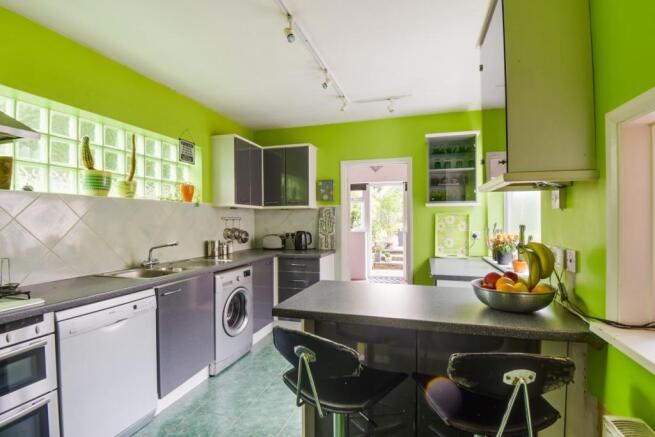 Kitchen / Breakfast Room
