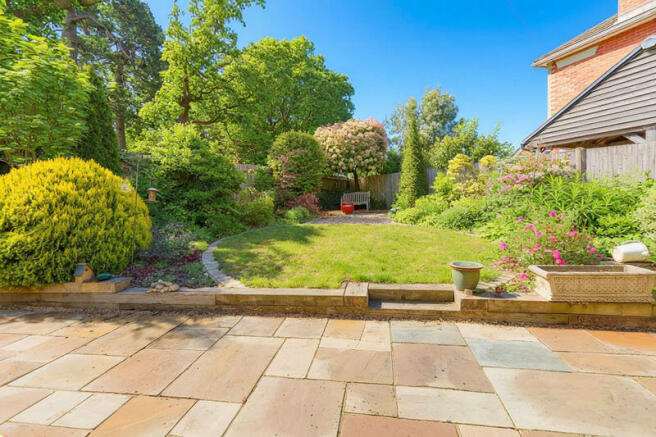 Landscaped Garden (1)
