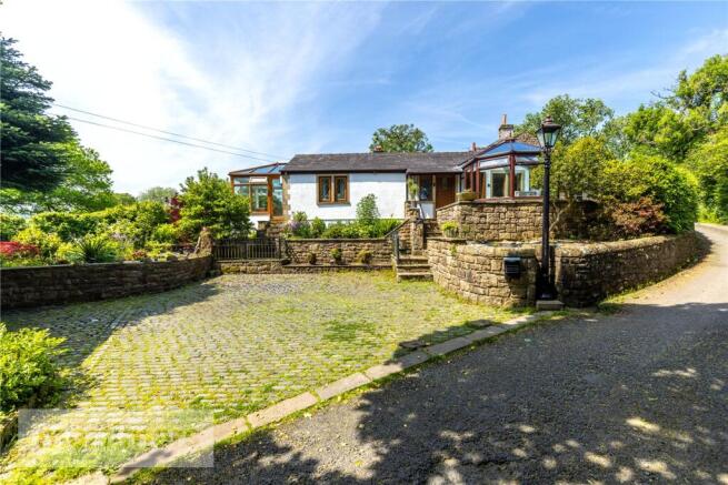 2 bed Detached Bungalow for sale Image 12