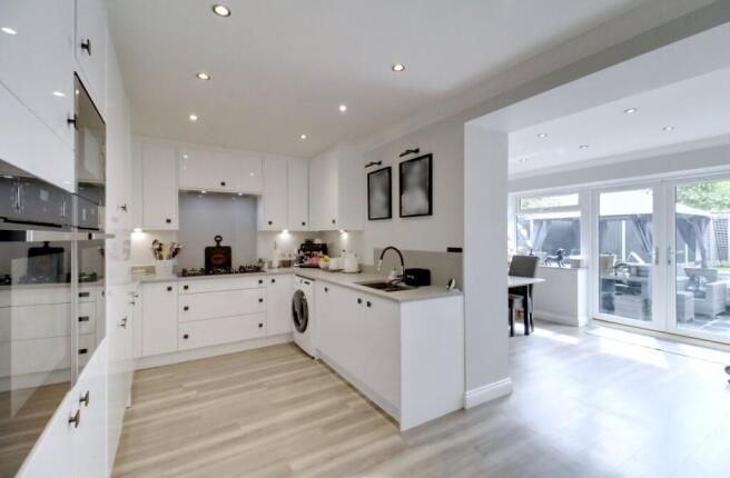 Easington Way, South Ockendon, RM15 photo 4