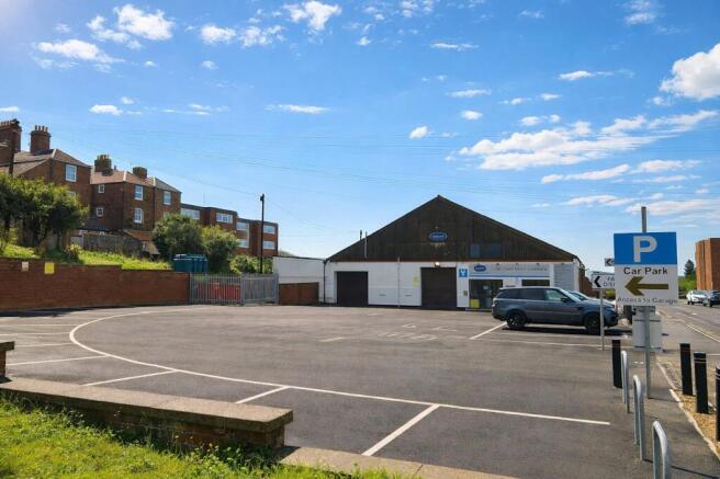 Sunny external photo.png