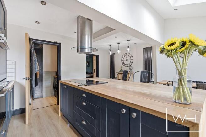 3 bed Semi-Detached for sale Image 12