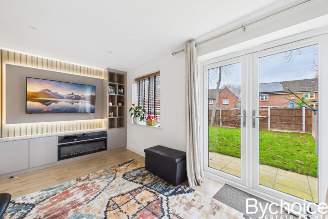 CAM05454G0-PR0093-STILL006