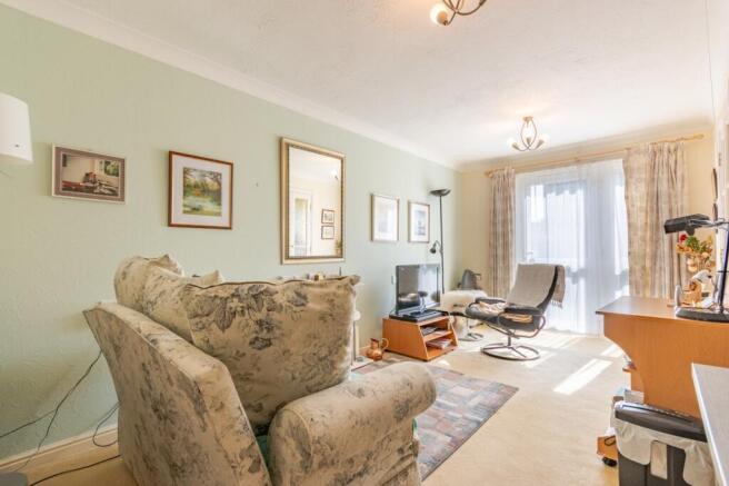 1 bed Retirement Property for sale Image 4