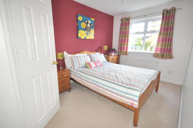 BEDROOM 2