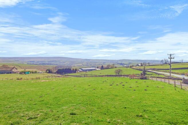 3 bed Barn Conversion for sale Image 4