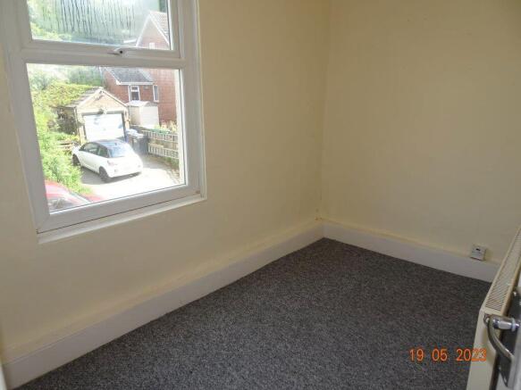 3 bed Terraced to rent Image 11