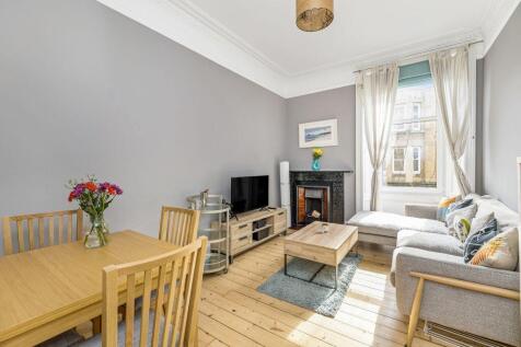 93/2 Easter Road, Leith, Edinburgh, EH7 5PW