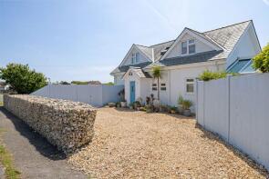 7 Nigeryon, Seafield Close, Chichester PO20 8DP