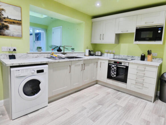 2 bed End of Terrace for sale Image 5