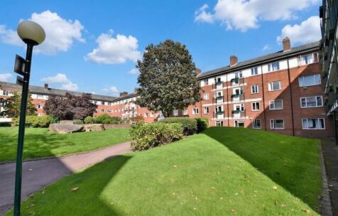Eccles New Road, Kielder Square, M5
