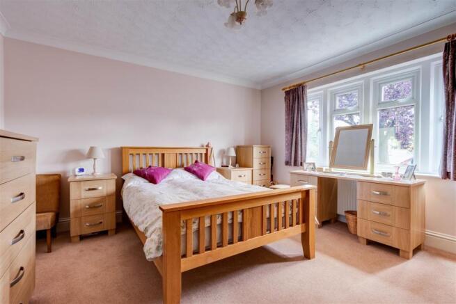 Bedroom1.jpg