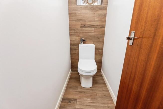 3 bed Detached Bungalow for sale Image 12