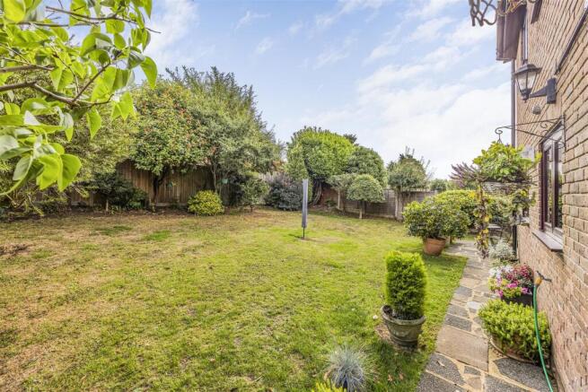 2 Woodland View, Horndean-PorticoMarketing-SoldBy-